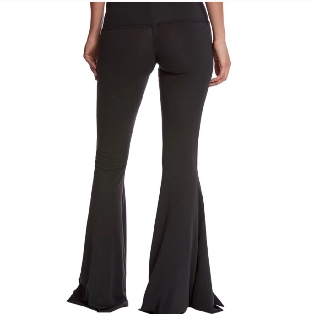 Teeki Bellbottoms